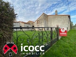 maison a renover à la vente -   85110  SAINTE CECILE, surface 140 m2 vente maison a renover - UBI446439914